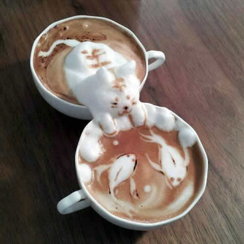 latte_art_cat_in_coffee_1